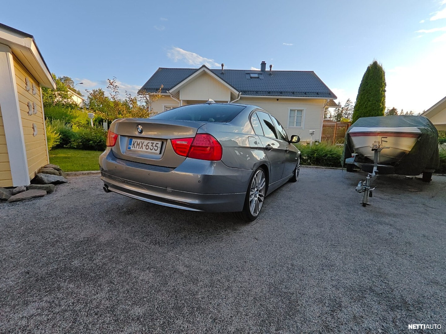 BMW 320 2011, photo 4/22