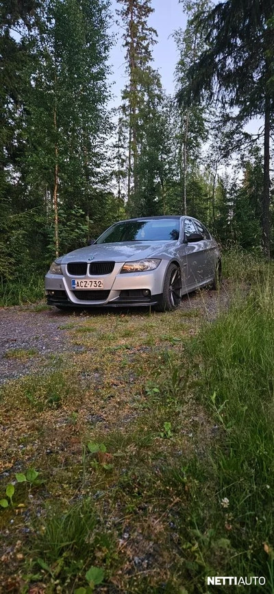 BMW 330 2005, photo 1/6