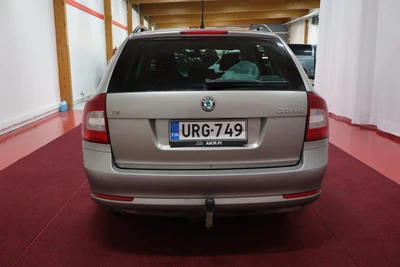 Skoda Octavia 2012, kuva 5/10