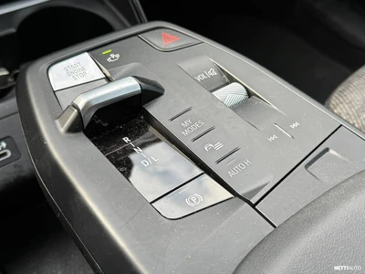 BMW X1 2023, photo 6/8