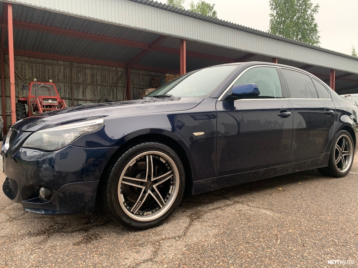 BMW 520