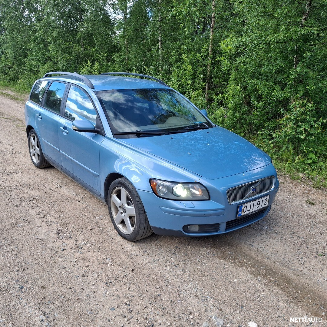 Volvo V50