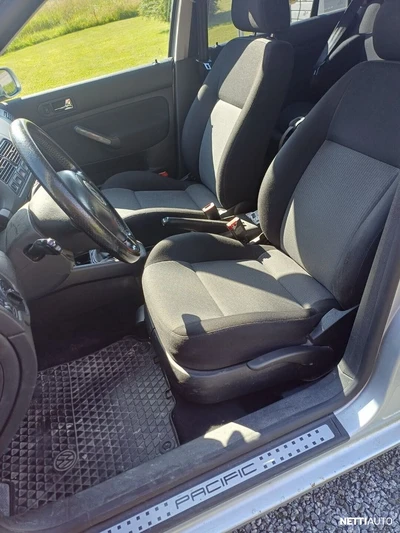 Volkswagen Golf 2005, kuva 7/11