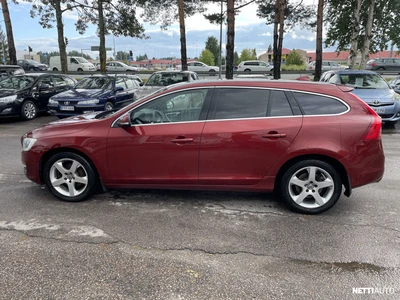 Volvo V60 2016, photo 5/10