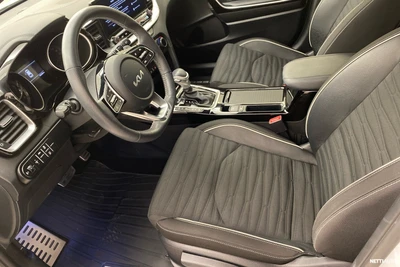 Kia ProCeed 1,5 T-GDI 160hv GT-Line DCT 2024, kuva 6/16