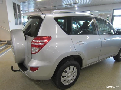 Toyota RAV4 2,2 D-4D 4WD 150 2010, kuva 5/20