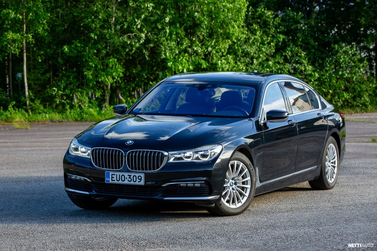 BMW 740