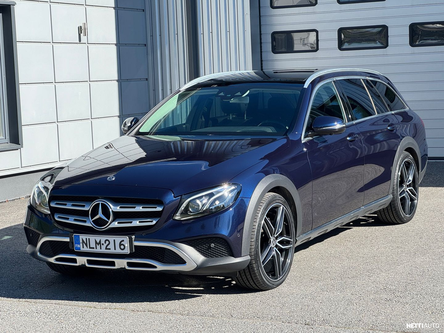 Mercedes-Benz E