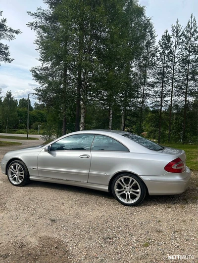 Mercedes-Benz CLK 270 CDI Coupe 2003, photo 4/19