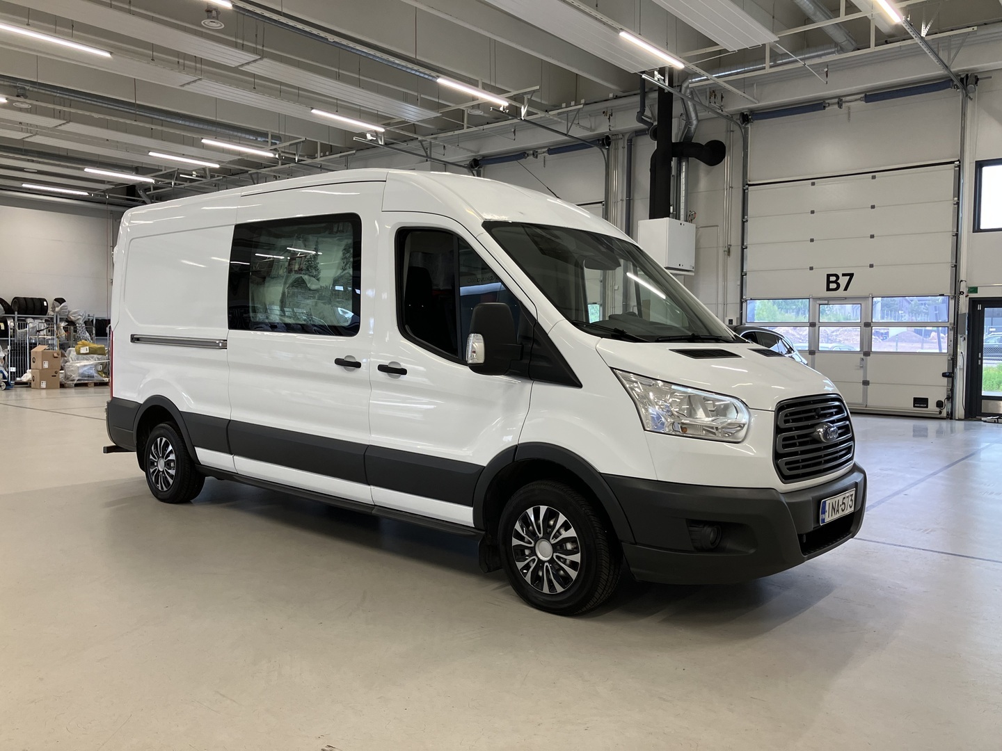 Ford Transit Van 310 2,2 TDCi 125 hv Trend L3 H2 etuveto Retkeilyauto