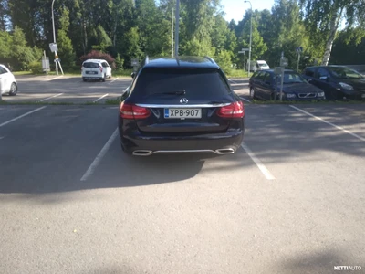 Mercedes-Benz C 350 2015, kuva 4/15