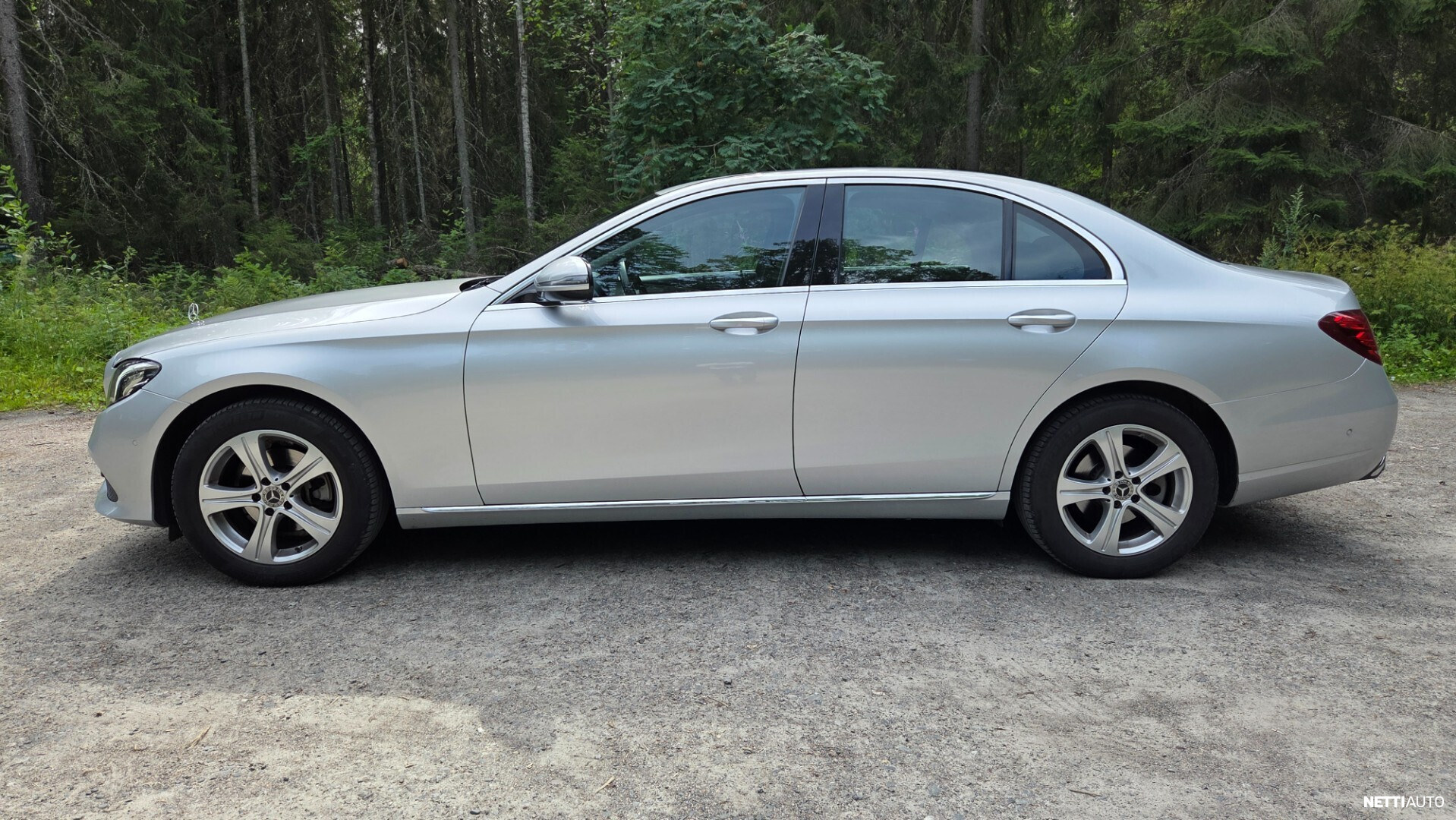Mercedes-Benz E