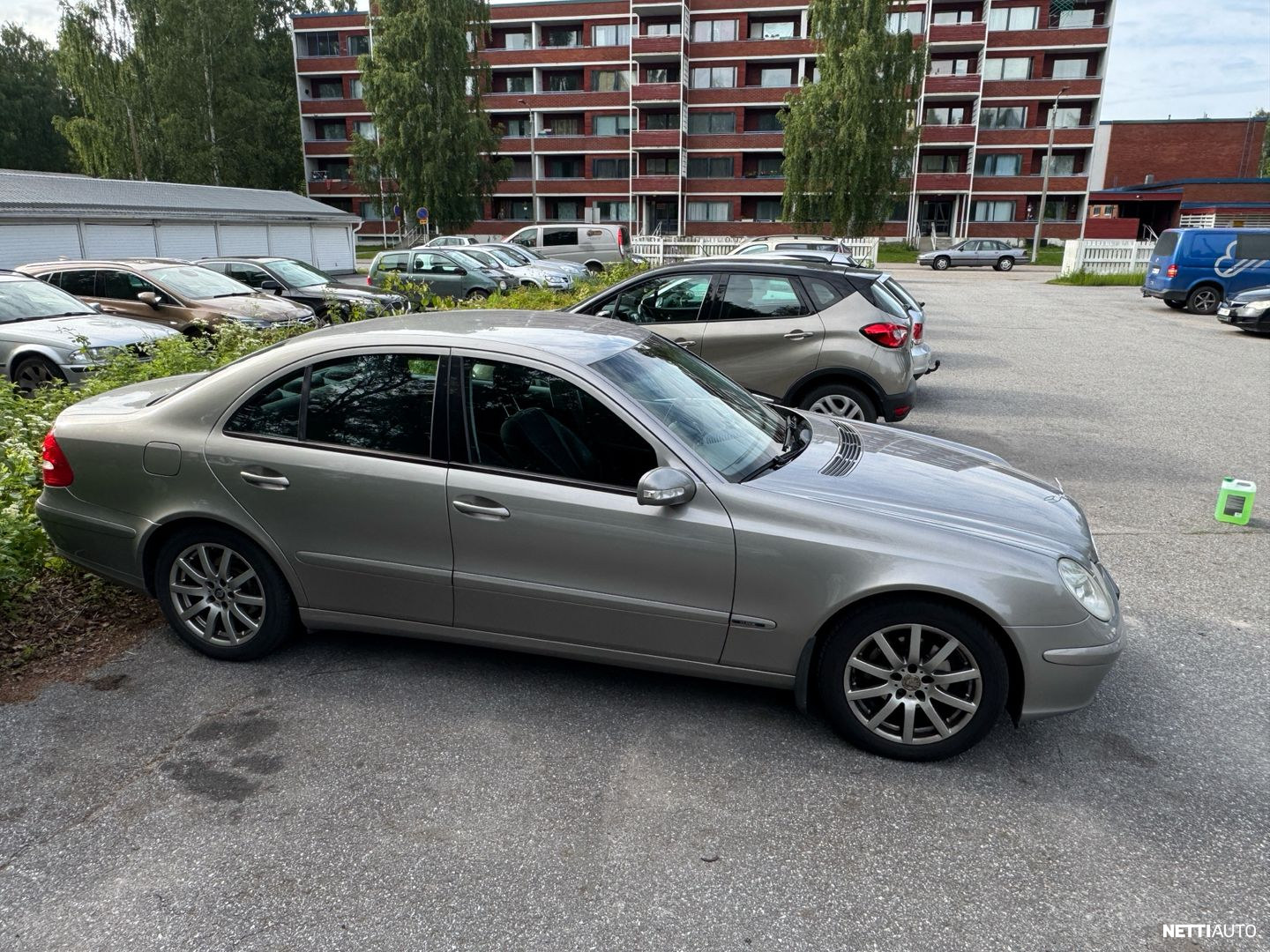 Mercedes-Benz E