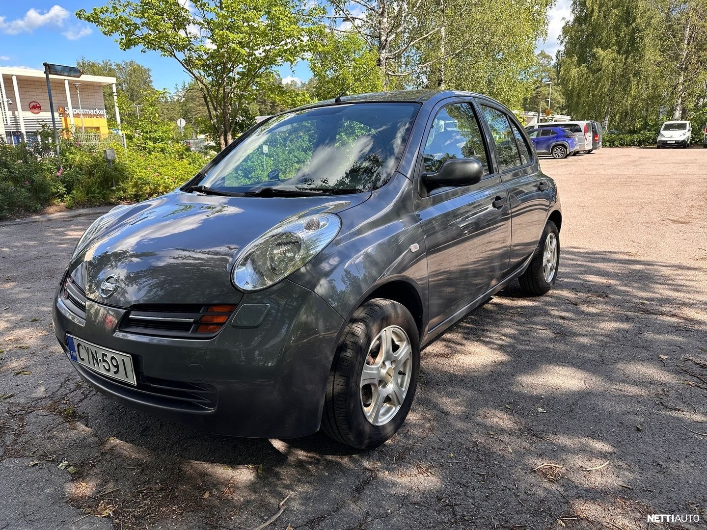 Nissan Micra