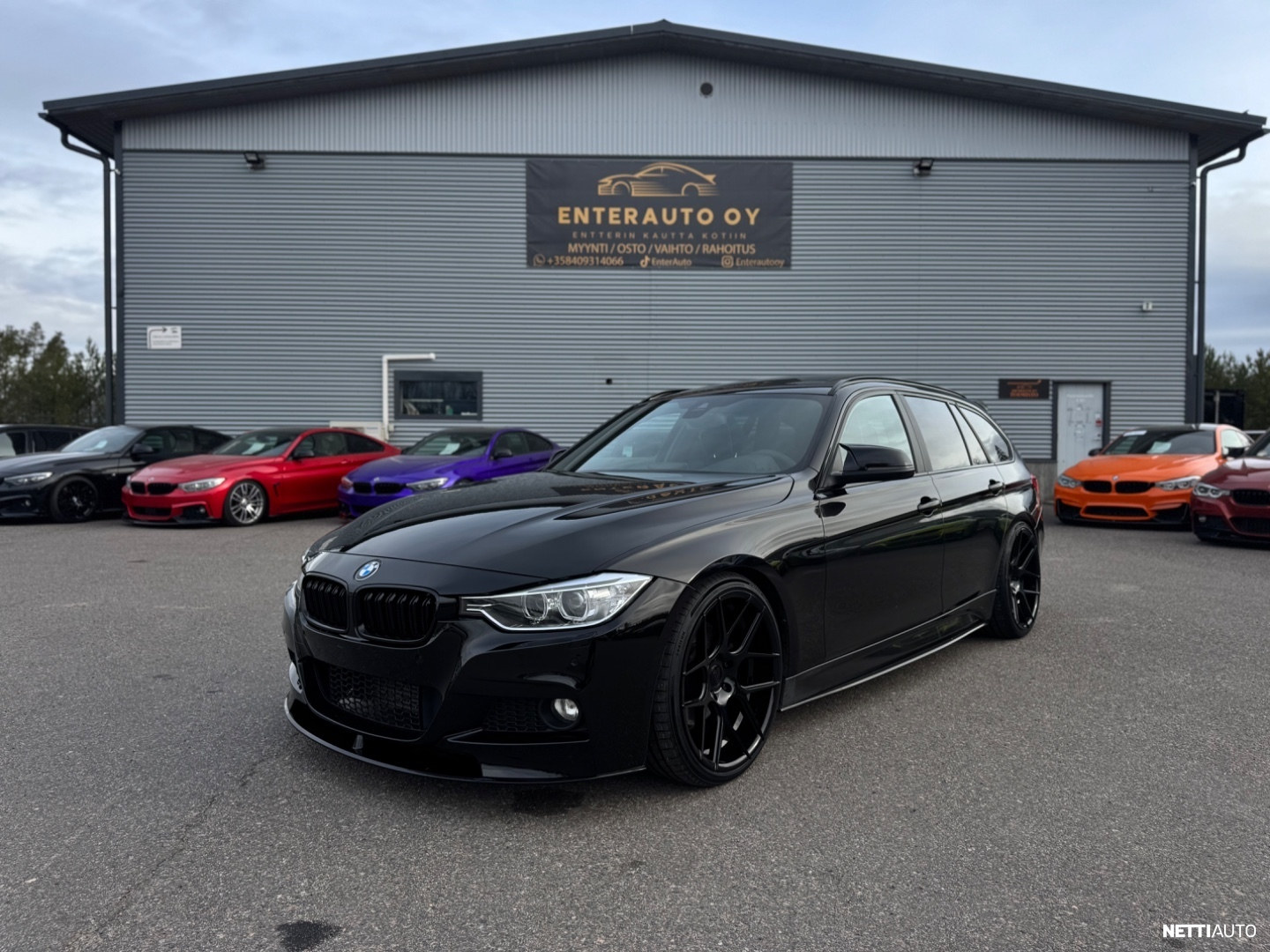 BMW 330