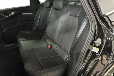 Audi Q4 e-tron 2026, photo 4/35