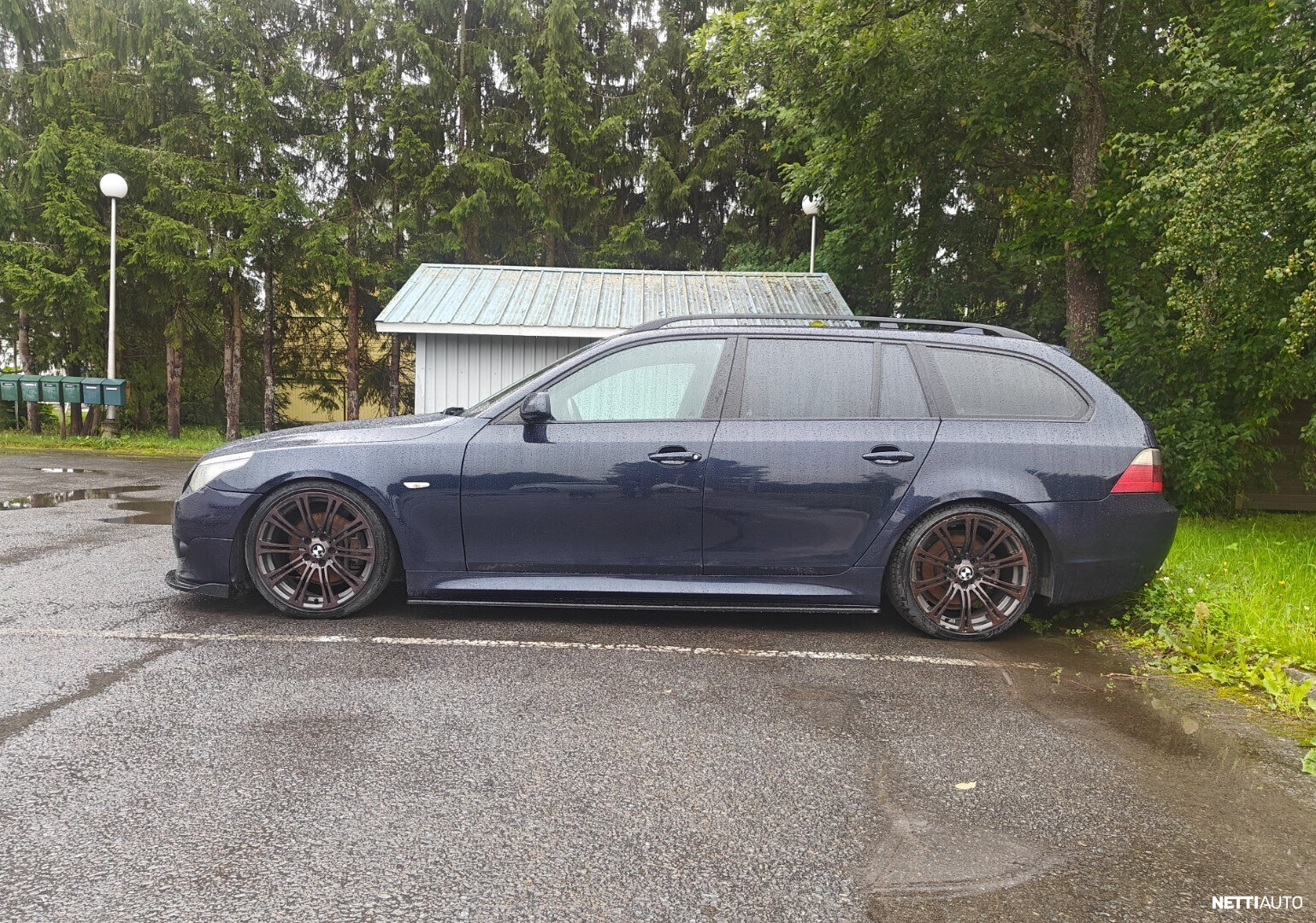 BMW 530
