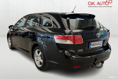 Toyota Avensis 2011, photo 3/10