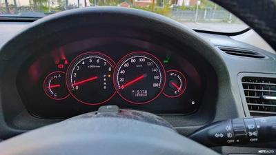 Subaru Legacy 2,0 GT 2004, photo 4/8