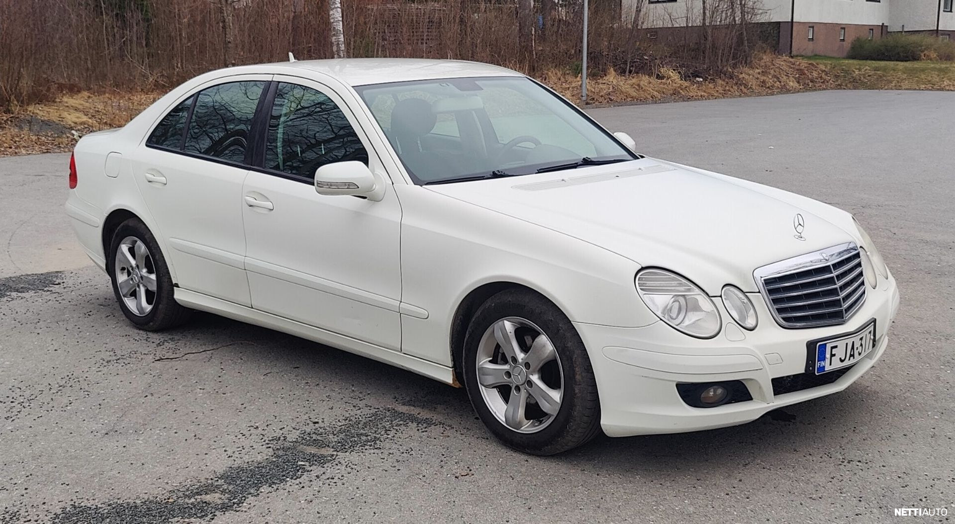 Mercedes-Benz E