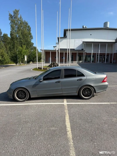 Mercedes-Benz C 220 2004, kuva 2/22