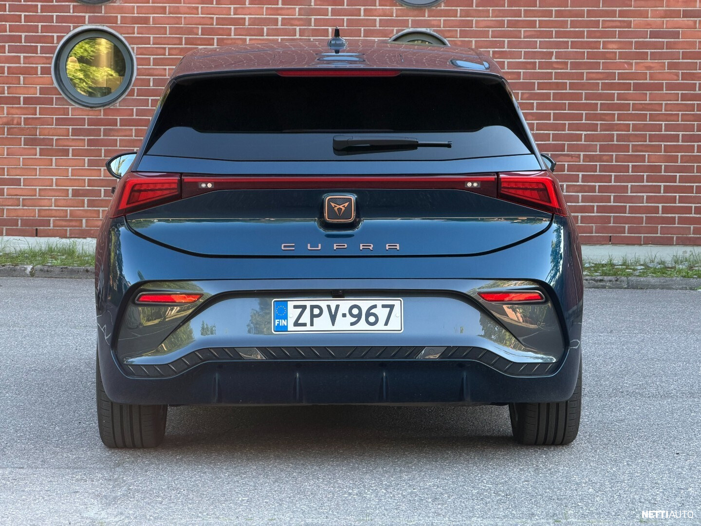 Cupra Born 2022, photo 7/21