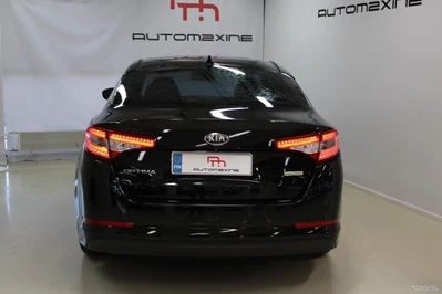 Kia Optima 2012, photo 5/12