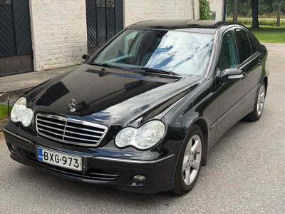 Mercedes-Benz C 2,5l V6, Avantgarde 2007, kuva 7/22
