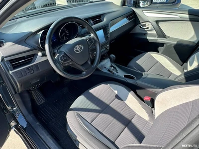 Toyota Avensis 2017, kuva 6/9