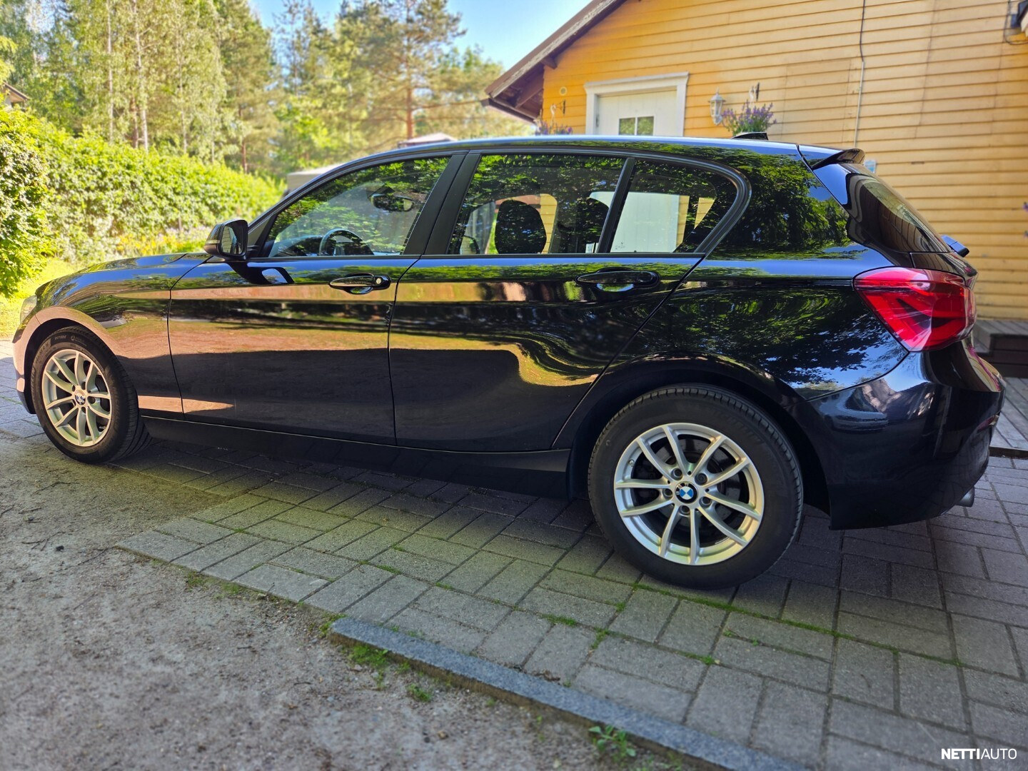 BMW 118