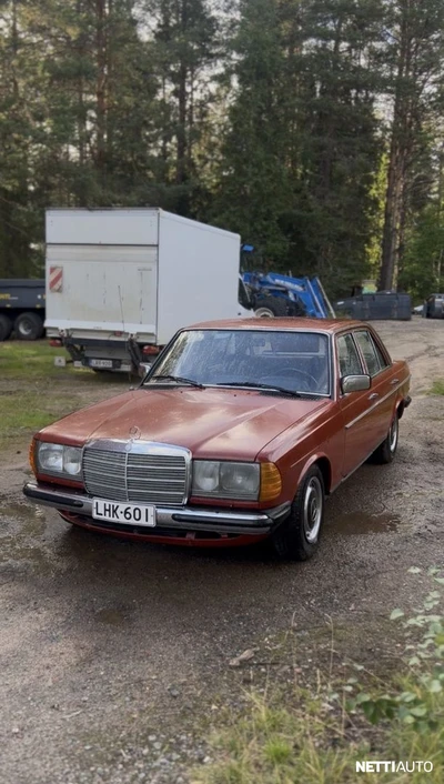 Mercedes-Benz 123 1983, kuva 6/9
