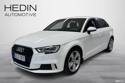 Audi A3 2016, photo 1/26