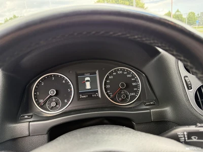 Volkswagen Tiguan 2011, kuva 7/9