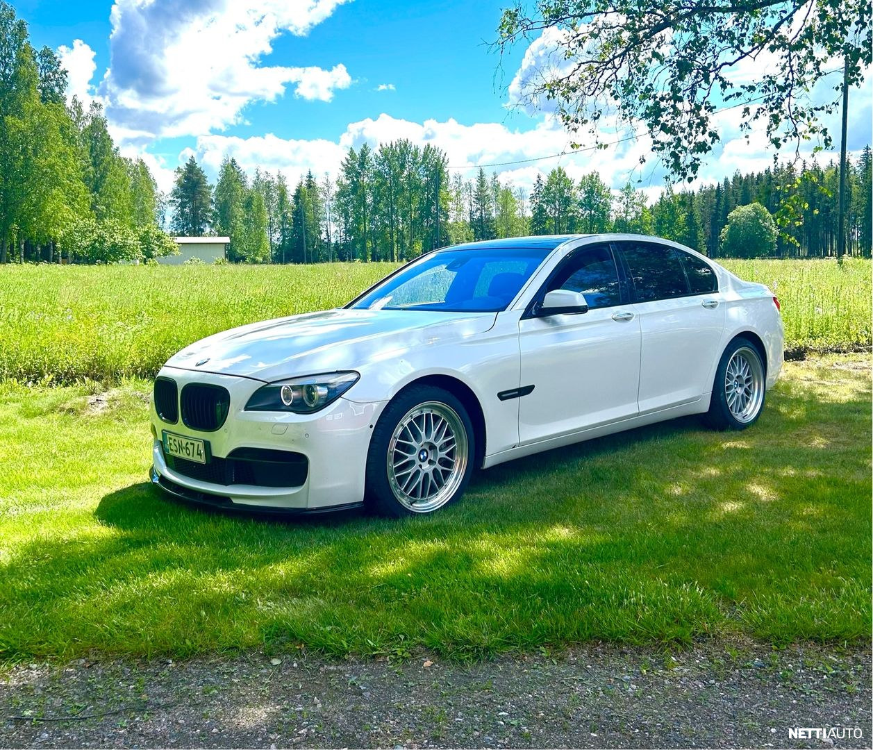 BMW 740