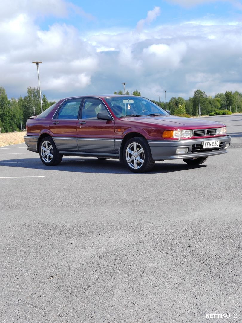 Mitsubishi Galant