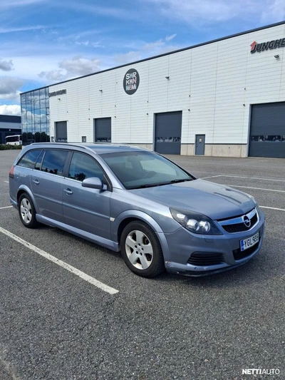 Opel Vectra 2,8 Turbo V6 Sport 5d 2006, photo 4/10