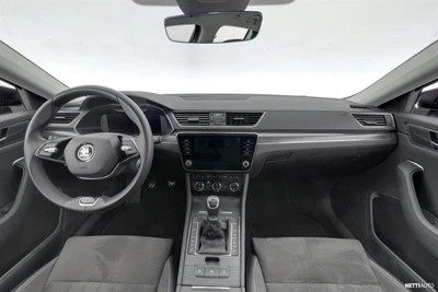 Skoda Superb Combi 2.0TDI 150 Style 2022, kuva 7/31