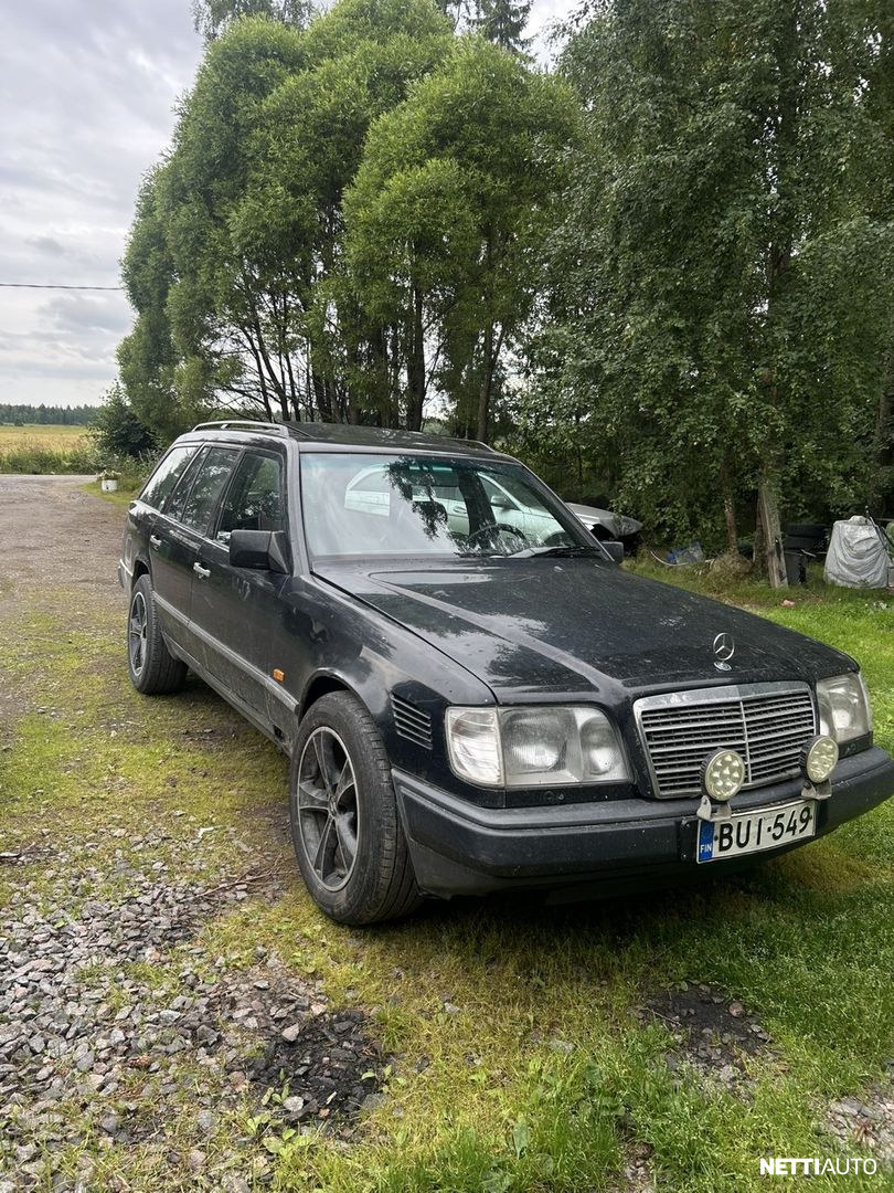 Mercedes-Benz 300