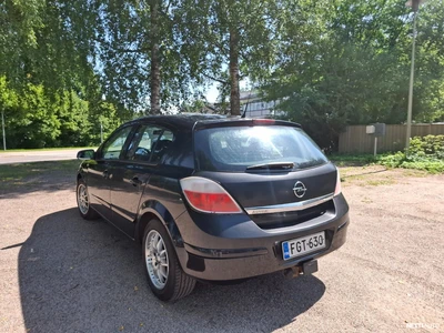 Opel Astra 4D ASTRA HATCHBACK 2005, kuva 2/14