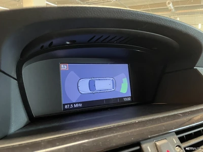 BMW 520 E61 Touring 2009, kuva 7/8