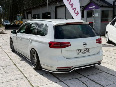 Volkswagen Passat 2015, photo 2/3