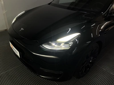 Tesla Model Y Performance 2023, kuva 4/36
