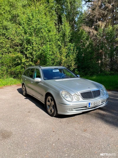 Mercedes-Benz E 2004, kuva 3/11