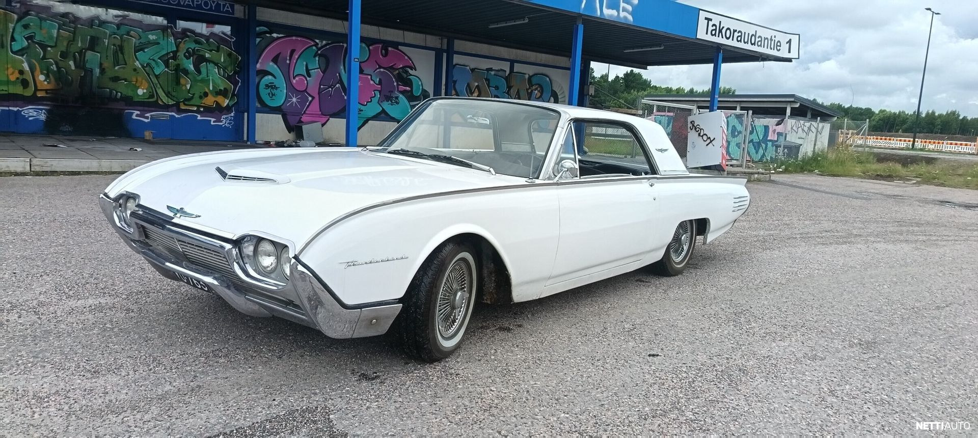 Ford Thunderbird