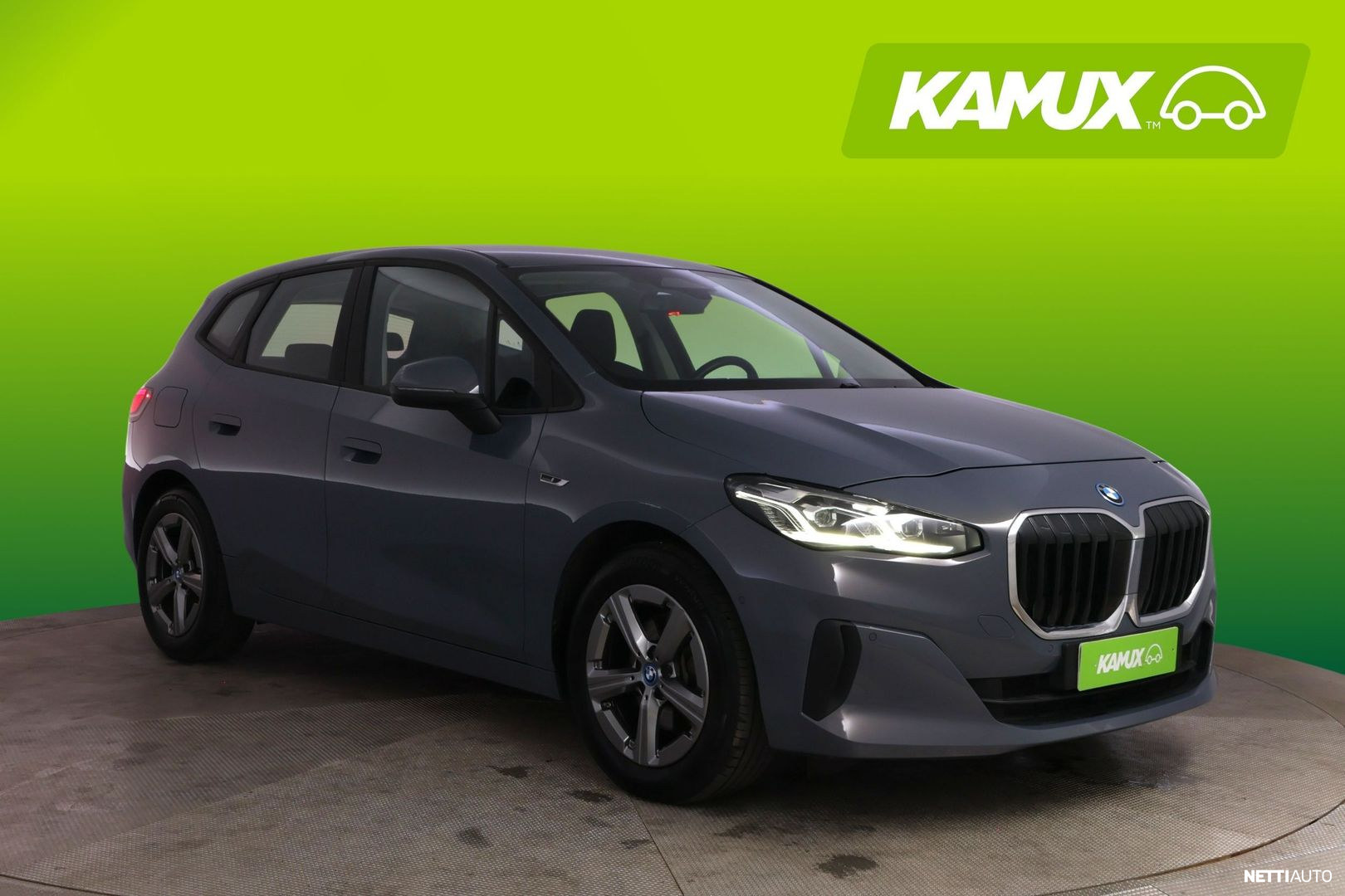 BMW 225