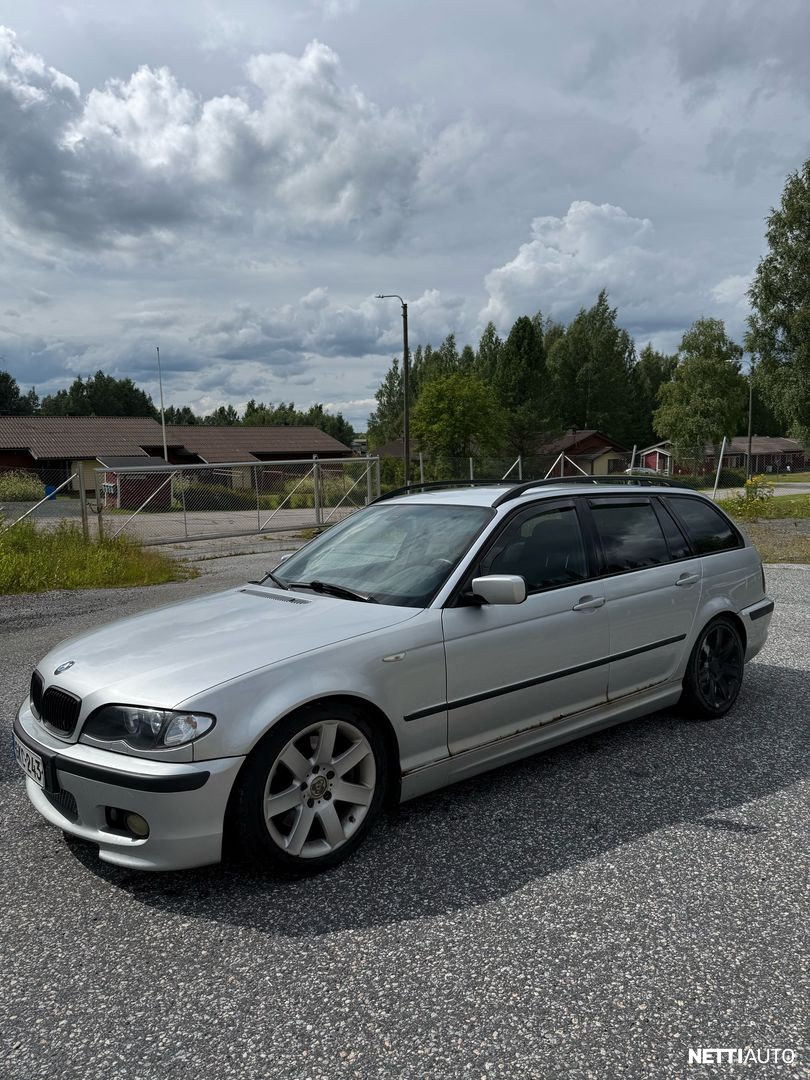 BMW 330