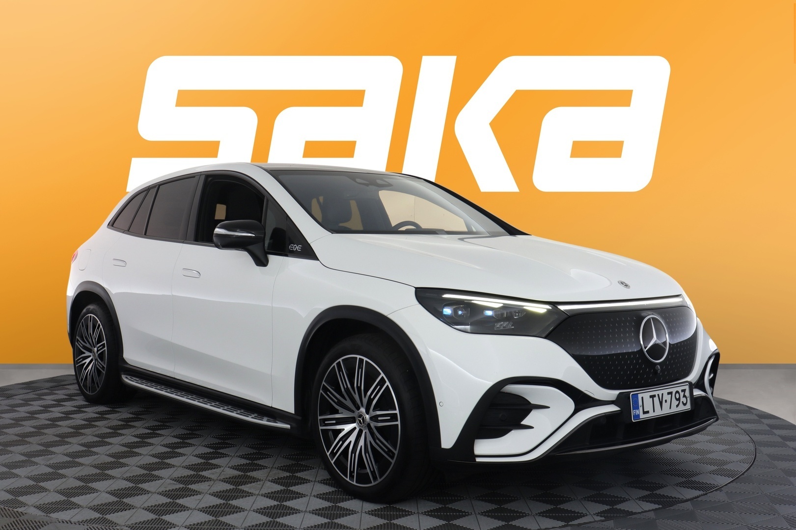 Mercedes-Benz EQE SUV