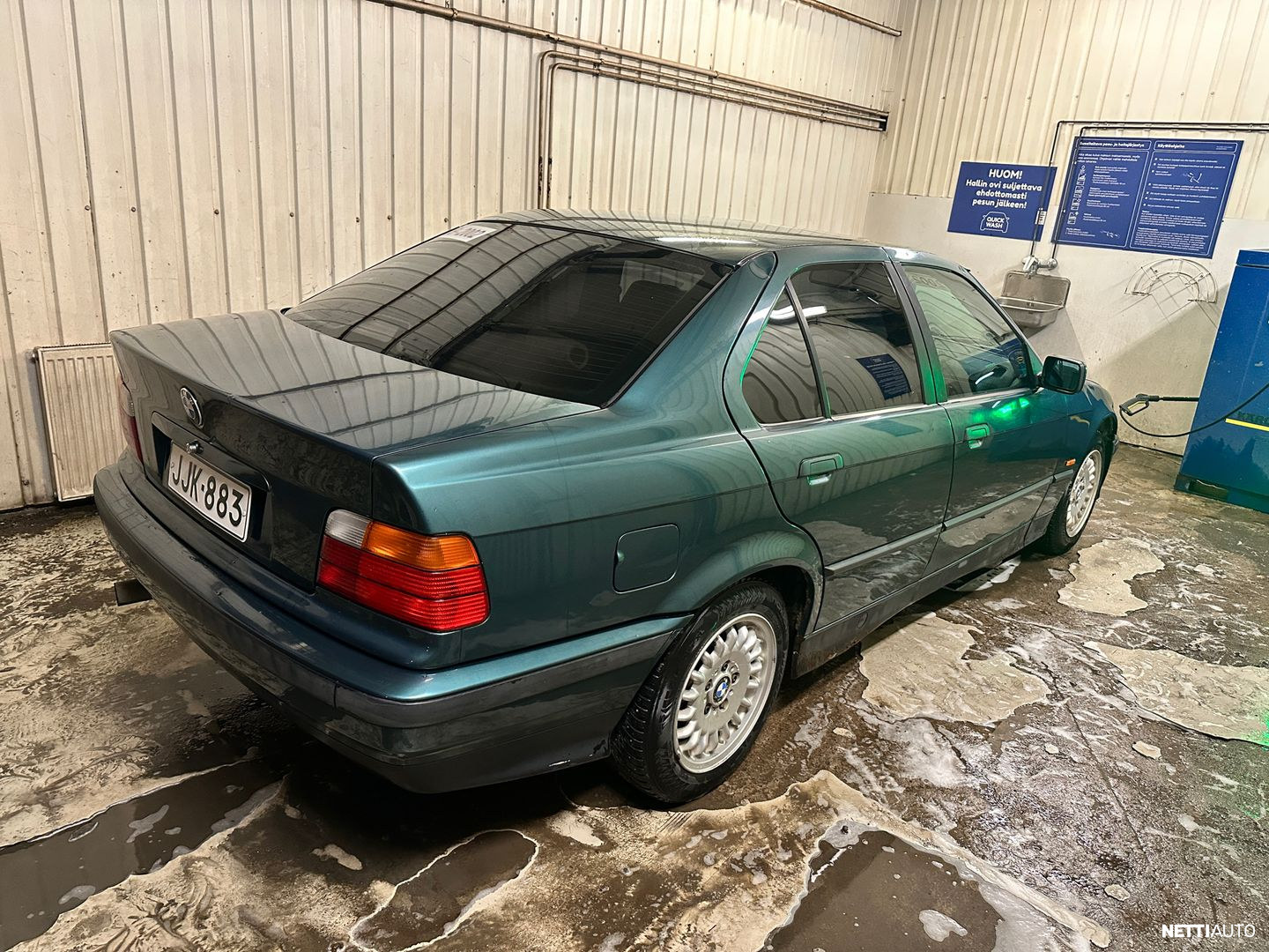 BMW 318