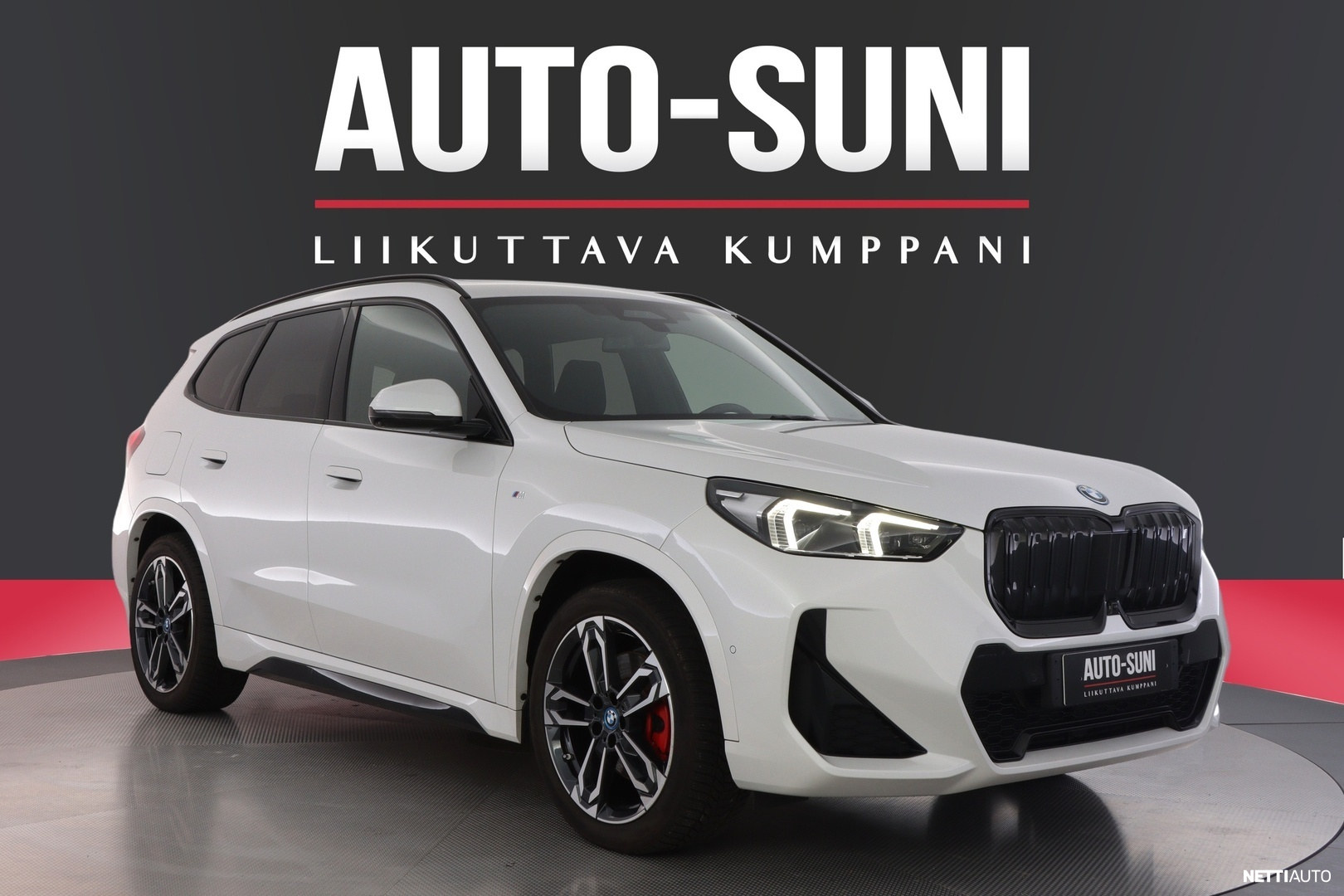 BMW iX1
