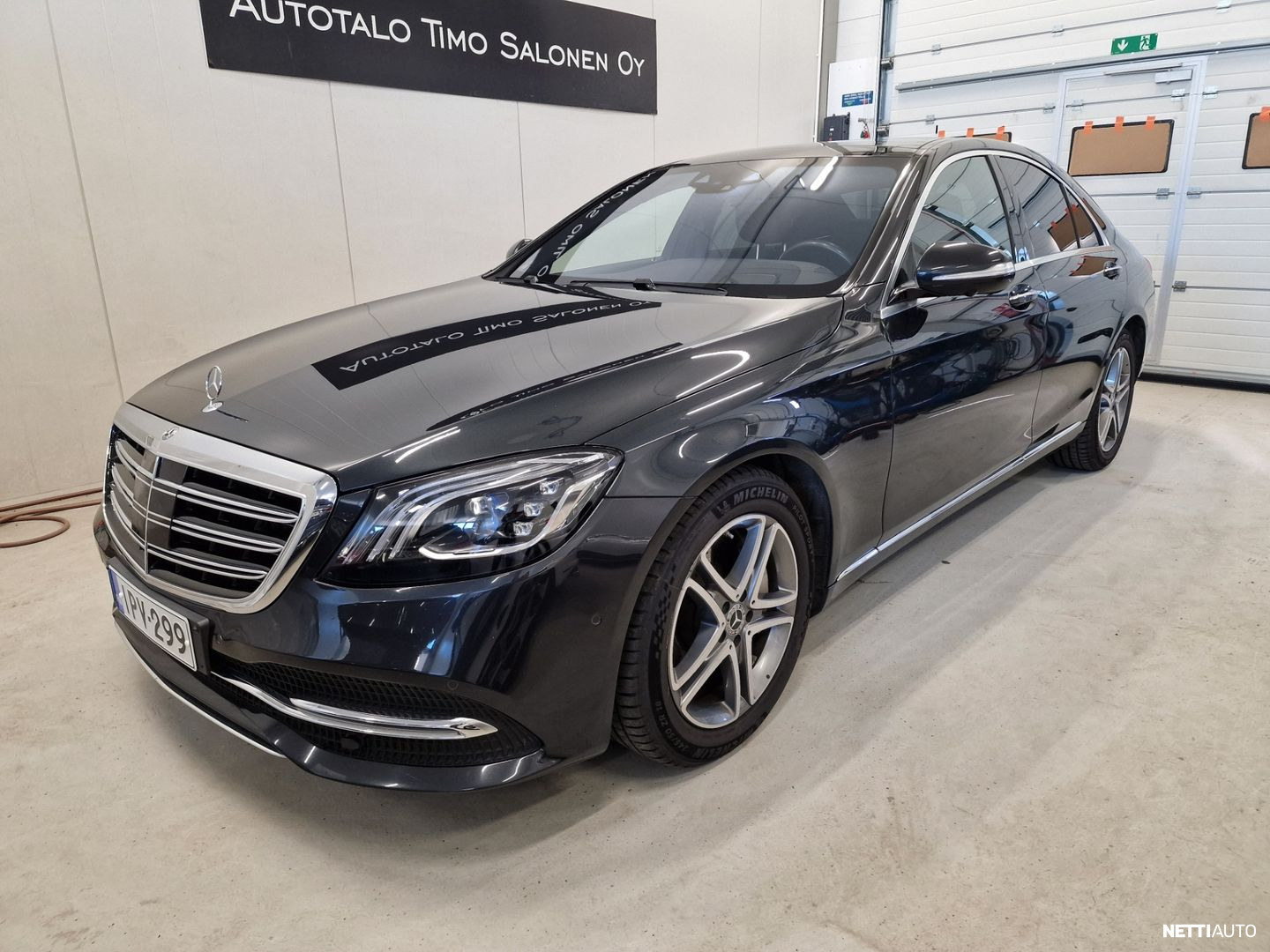 Mercedes-Benz S